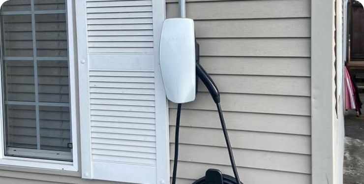 ev-charger-installations-oakwest-electric@2x